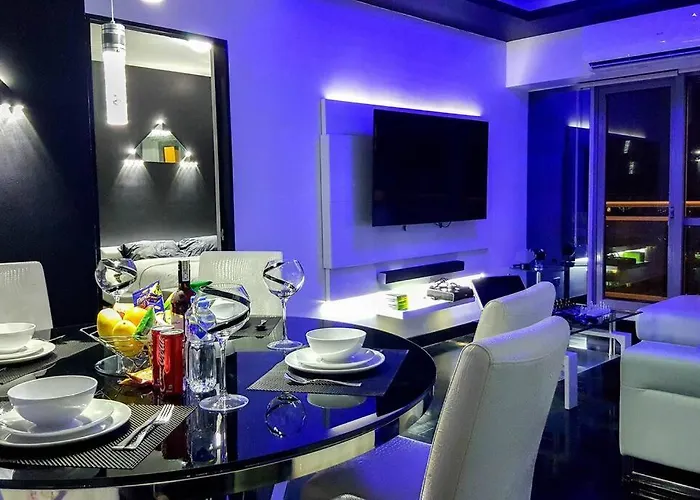 Apartment 2br Lower Penthouse @ Acqua Private Residences Manila