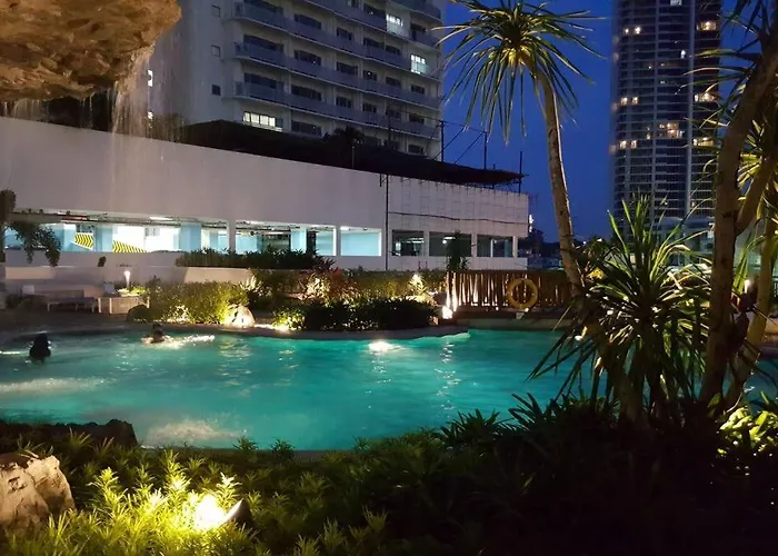 Apartment 2br Lower Penthouse @ Acqua Private Residences