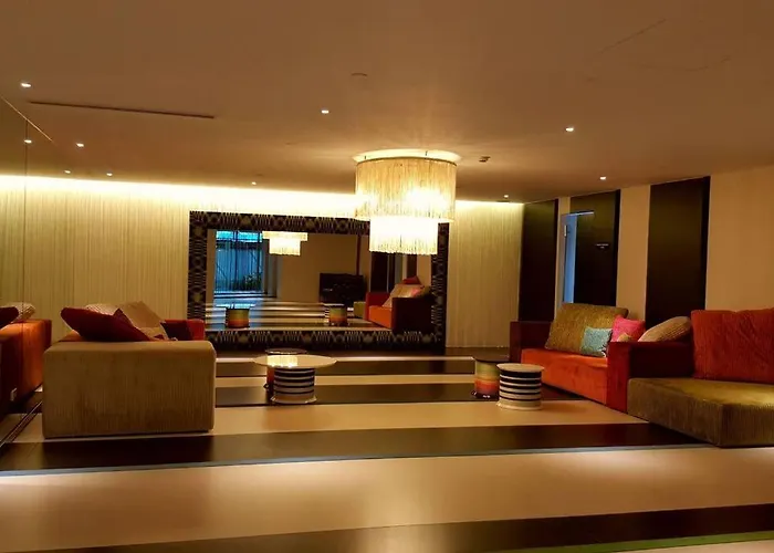 2br Lower Penthouse @ Acqua Private Residences